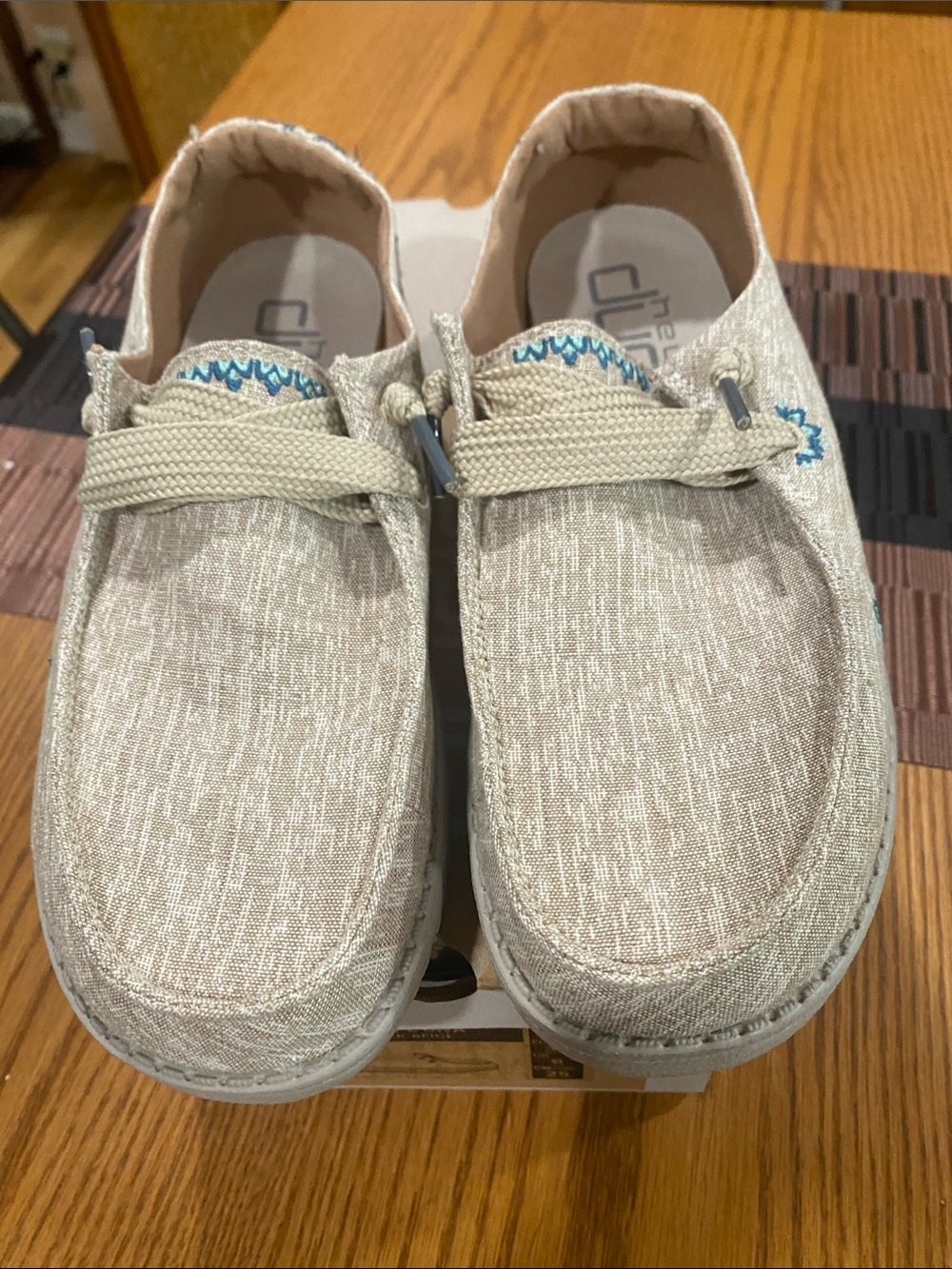 Casual Beige Womens Shoes with Light Blue Accent